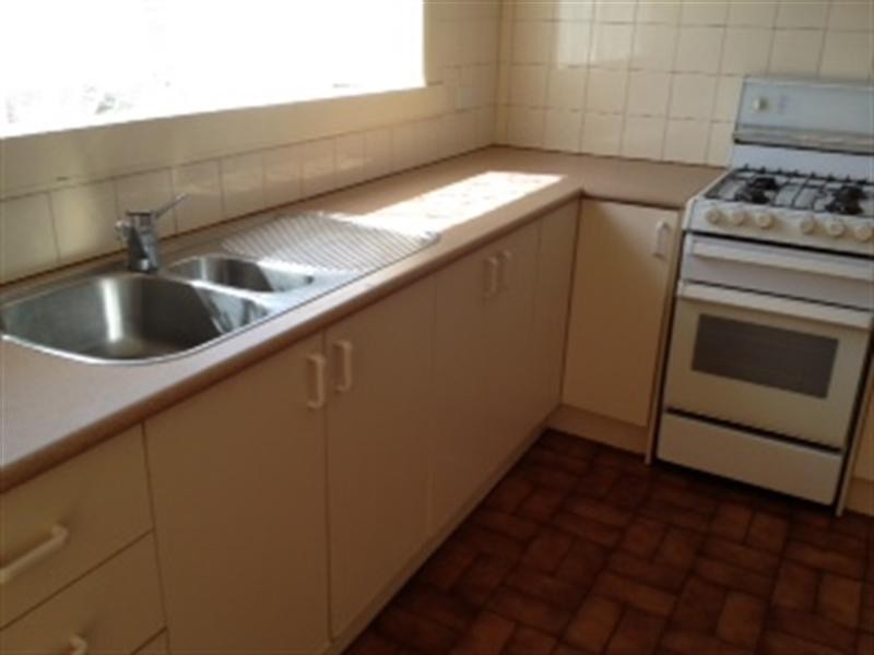 1/10 Eden Street, Heidelberg Heights VIC 3081