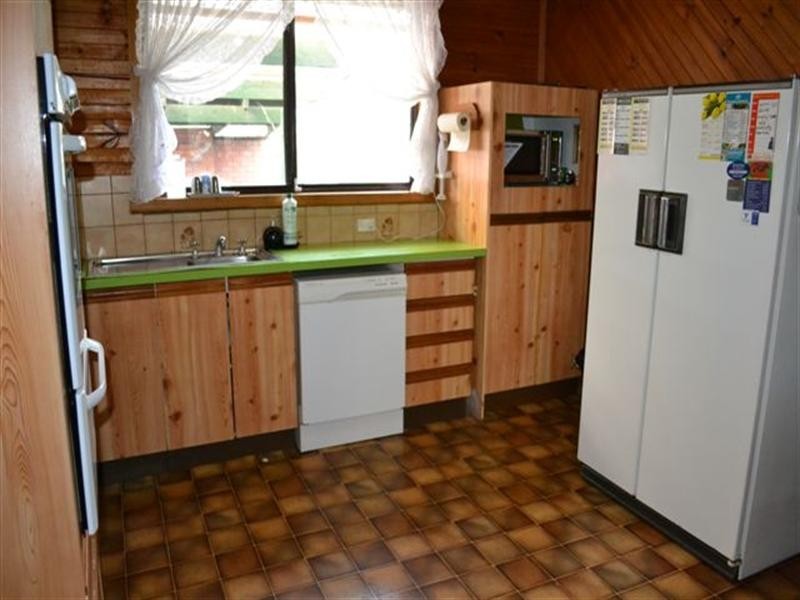 8 Wau Street, Heidelberg West VIC 3081