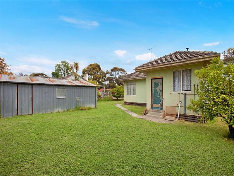 10 Bardia Street, Heidelberg West VIC 3081