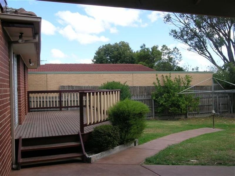 19 Warruga Place, Greensborough VIC 3088