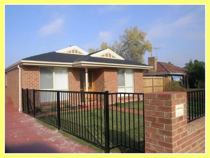1/11 Lae Street, Heidelberg West VIC 3081