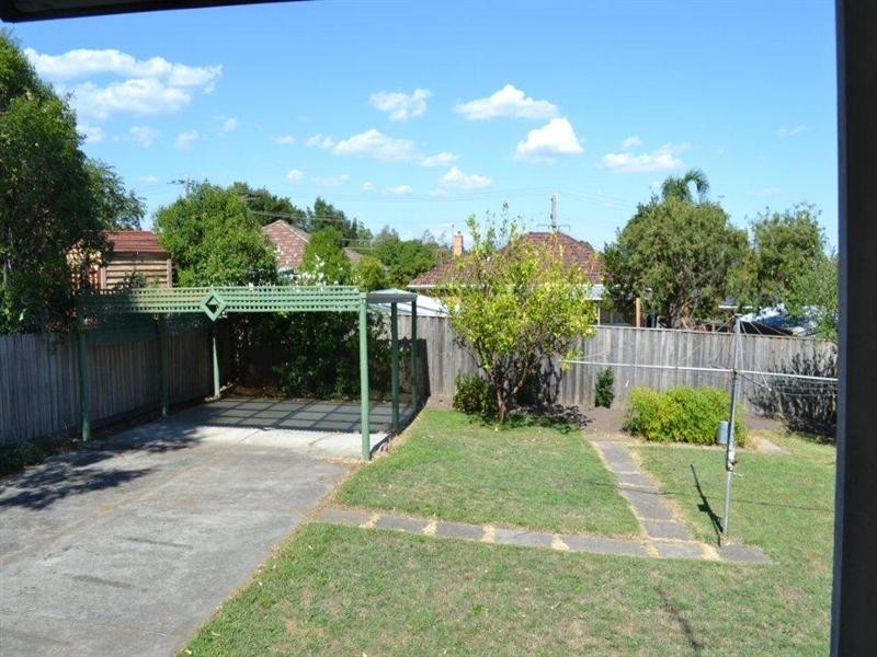 37 Yerrawa Drive, Watsonia VIC 3087