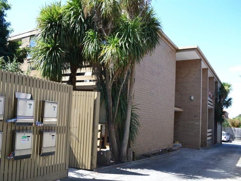 3/203 Station Street, Fairfield VIC 3078