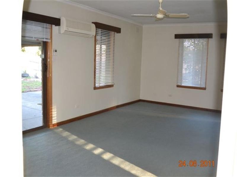 2 Marks Avenue, Heidelberg Heights VIC 3081