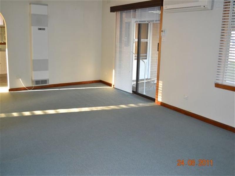 2 Marks Avenue, Heidelberg Heights VIC 3081