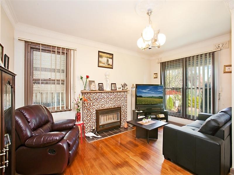 24 Catalina Street, Heidelberg West VIC 3081