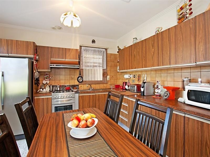 24 Catalina Street, Heidelberg West VIC 3081