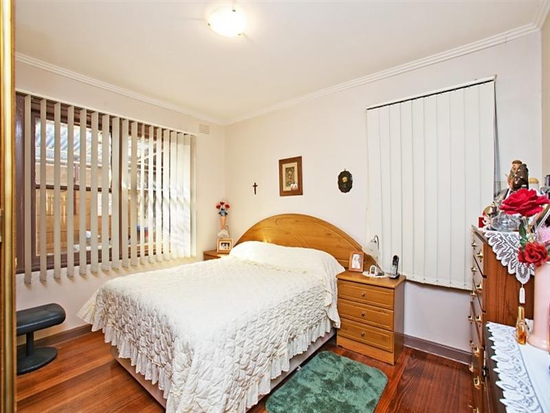 24 Catalina Street, Heidelberg West VIC 3081