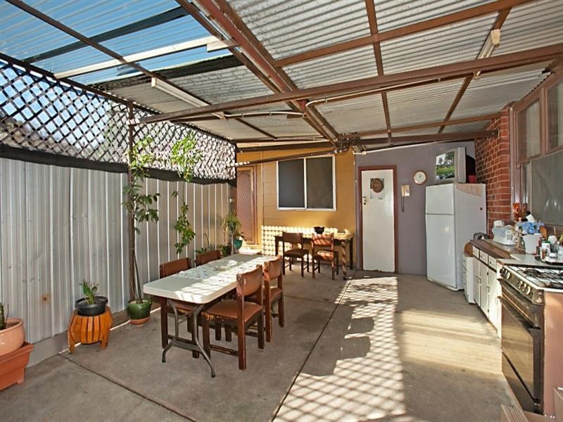 24 Catalina Street, Heidelberg West VIC 3081