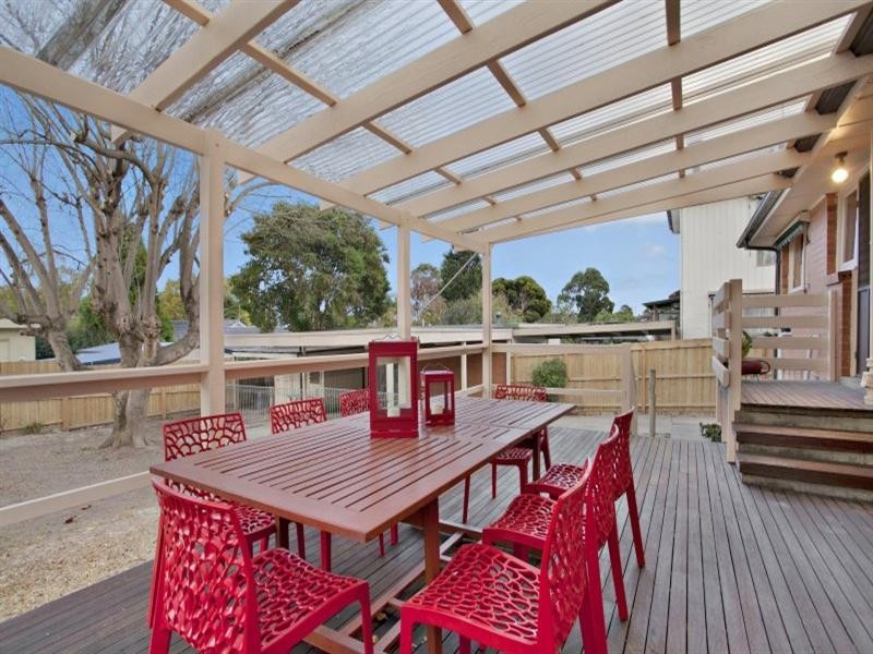 10 Martins Lane, Viewbank VIC 3084