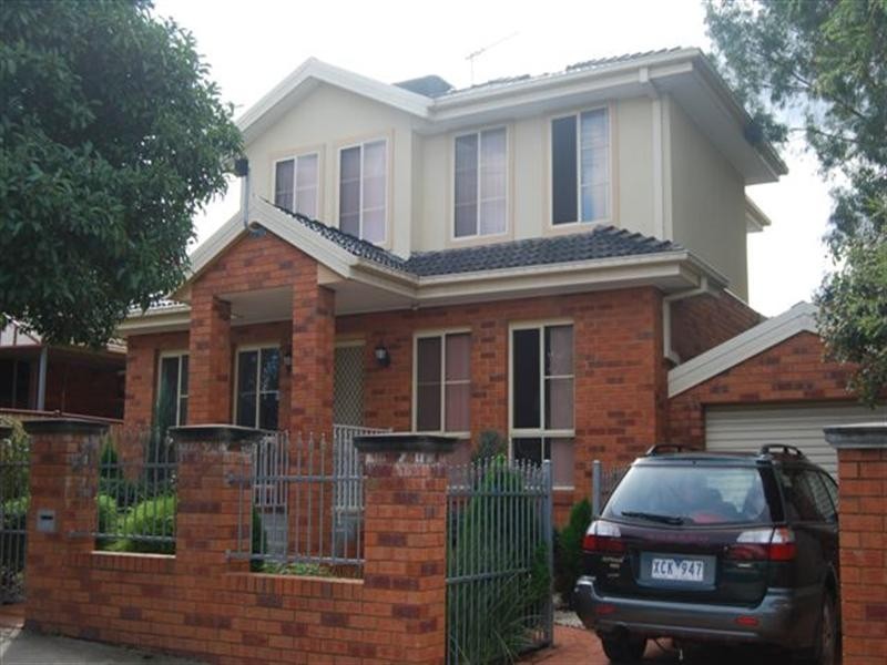 74 Bond Street, Ivanhoe VIC 3079