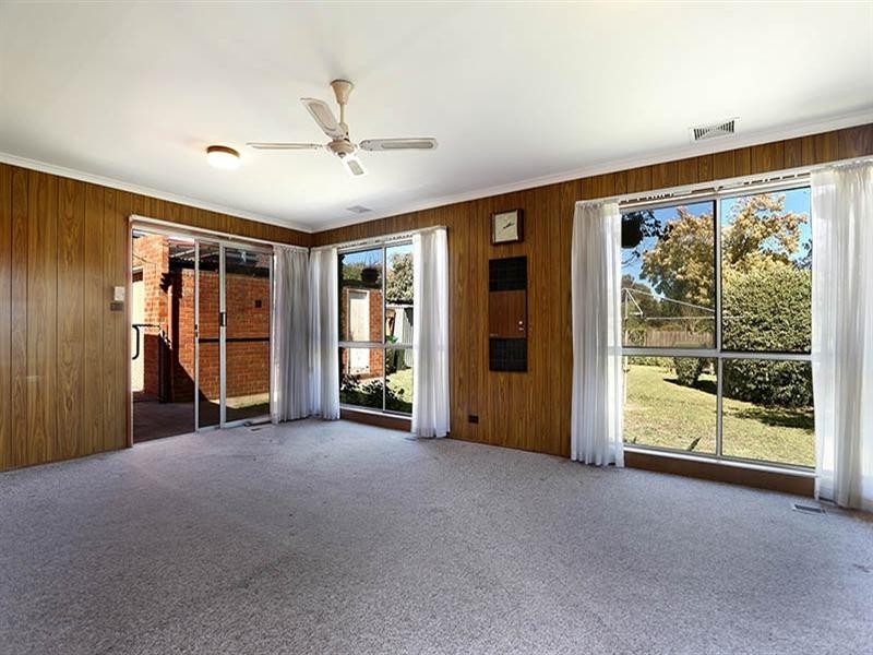 9 Station Road, Rosanna VIC 3084