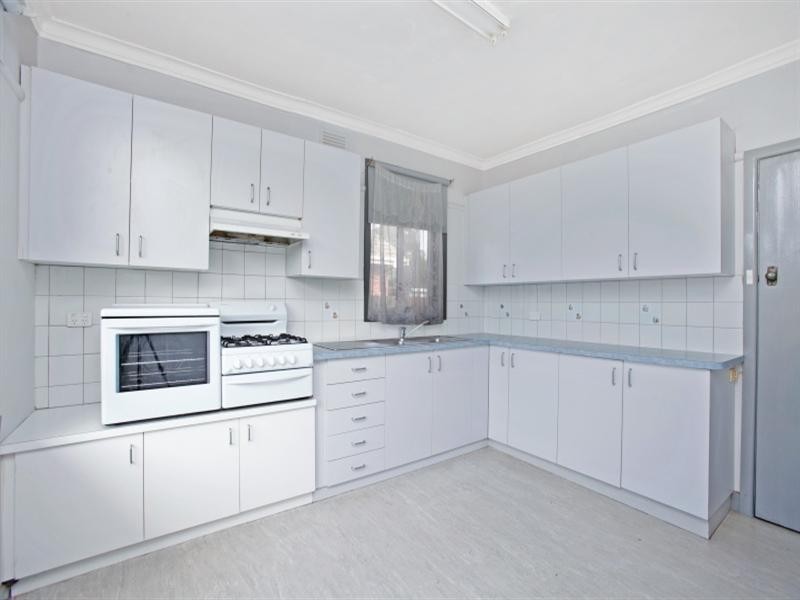 9 Leyte Parade, Heidelberg West VIC 3081