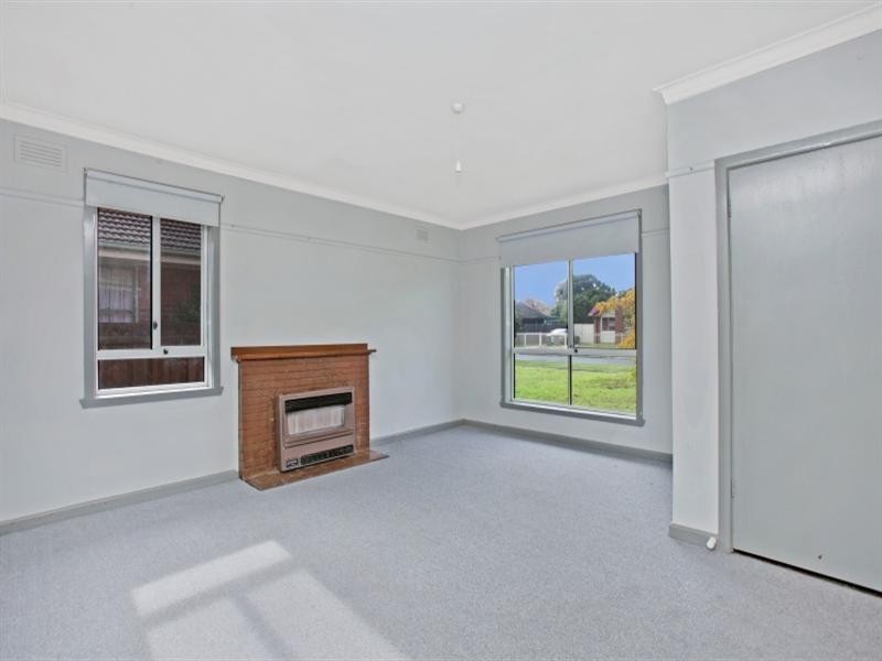 9 Leyte Parade, Heidelberg West VIC 3081