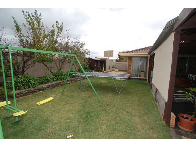 17 McKenzie Street, Aldinga Beach SA 5173