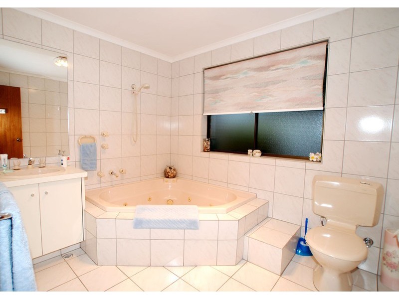 3 Kookaburra Court, Mclaren Flat SA 5171