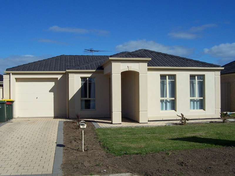 18 Blue Bay Avenue, Aldinga Beach SA 5173