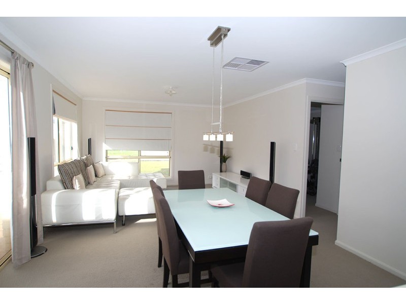 18 Blue Bay Avenue, Aldinga Beach SA 5173