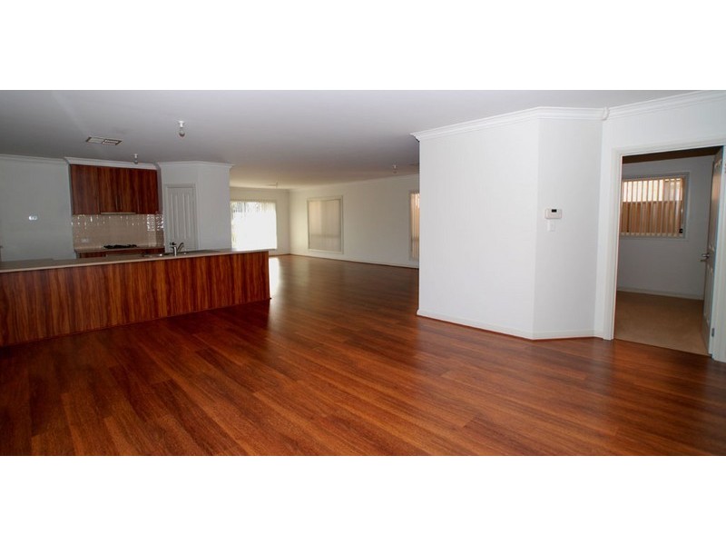 112 Quinliven Road, Aldinga Beach SA 5173