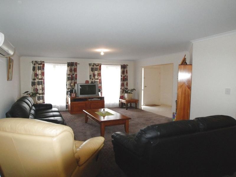 9 Cockle Avenue, Aldinga Beach SA 5173