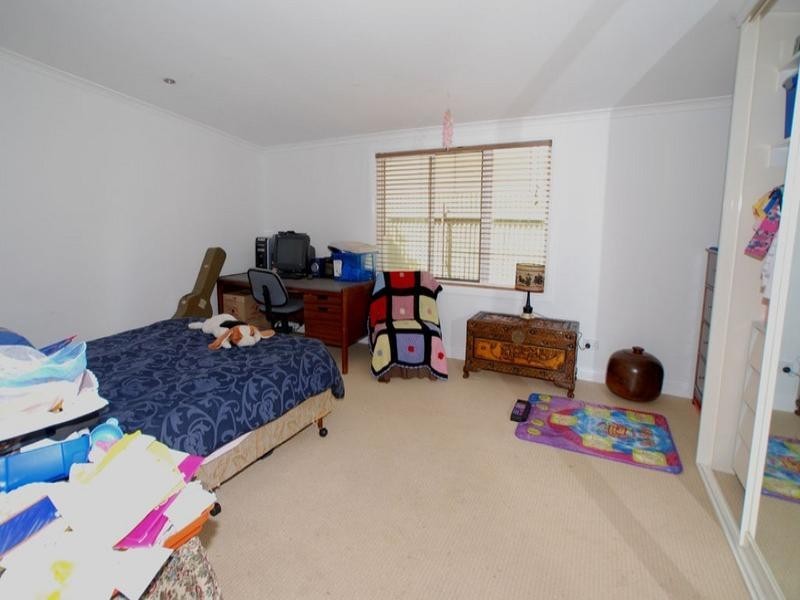 32 Whinnerah Avenue, Aldinga Beach SA 5173