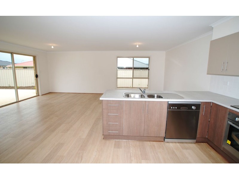 82 Pridham Boulevard, Aldinga Beach SA 5173