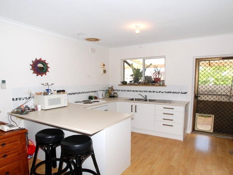 Unit 2,10 Polden Street, Aldinga Beach SA 5173