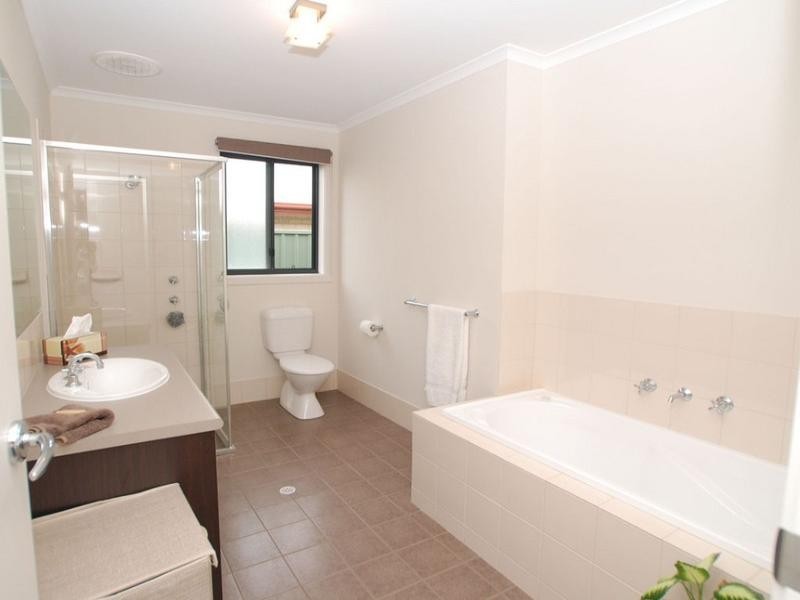 20 Emerald Boulevard, Aldinga Beach SA 5173