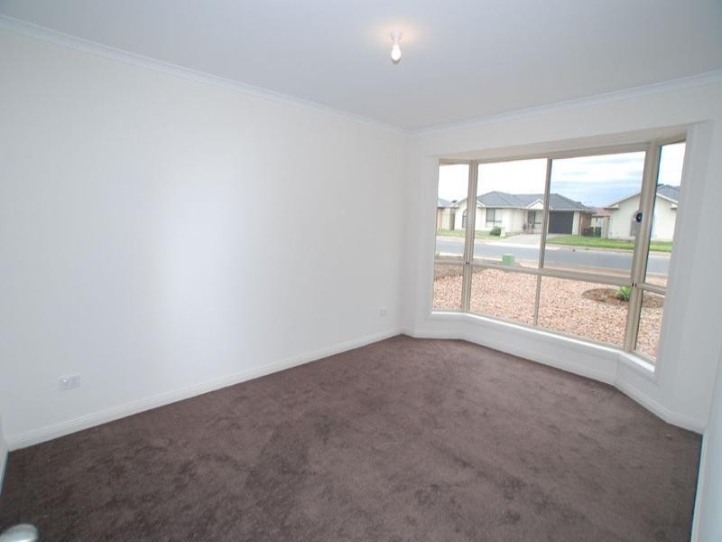 82 Pridham Boulevard, Aldinga Beach SA 5173
