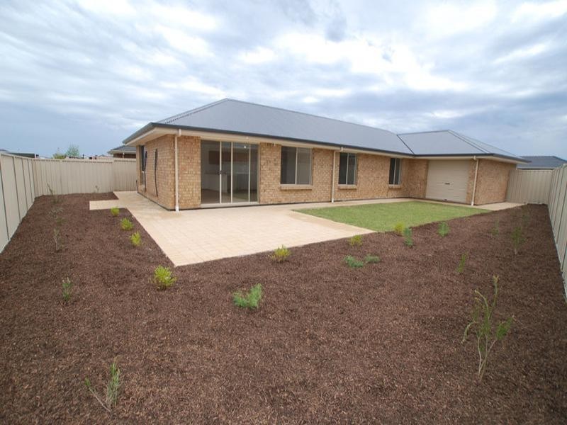 82 Pridham Boulevard, Aldinga Beach SA 5173