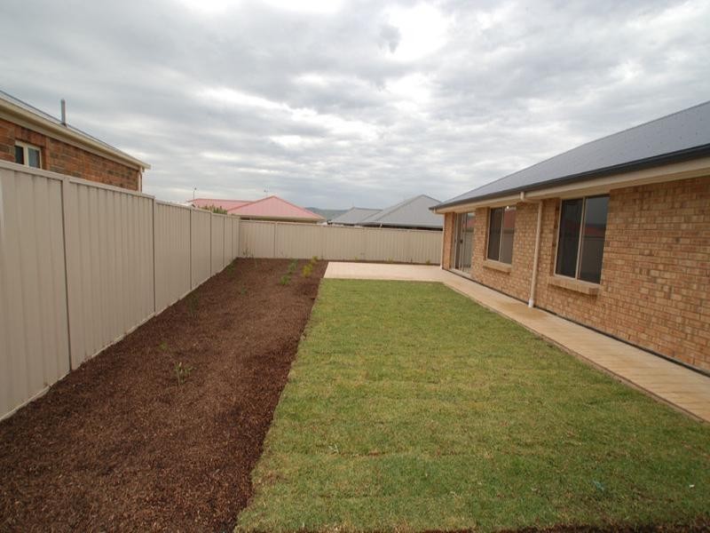 82 Pridham Boulevard, Aldinga Beach SA 5173