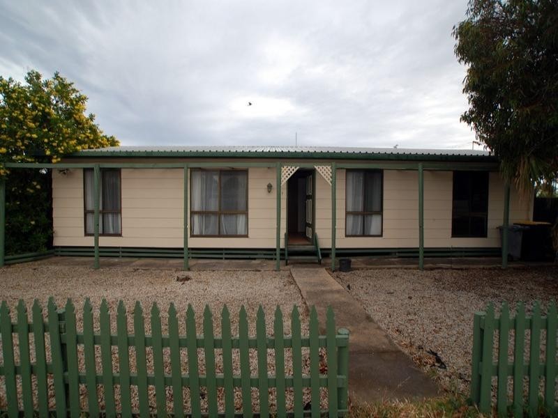 17 Ratcliffe Road, Aldinga Beach SA 5173