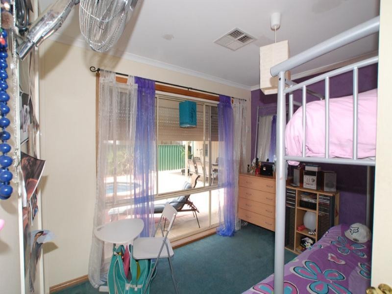 15 Falcon Street, Port Willunga SA 5173