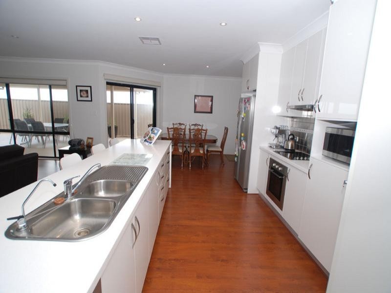 12 Shoreline Avenue, Sellicks Beach SA 5174