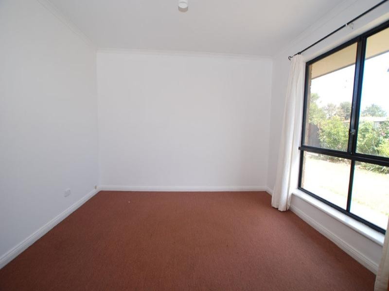 1 Whinnerah Avenue, Aldinga Beach SA 5173