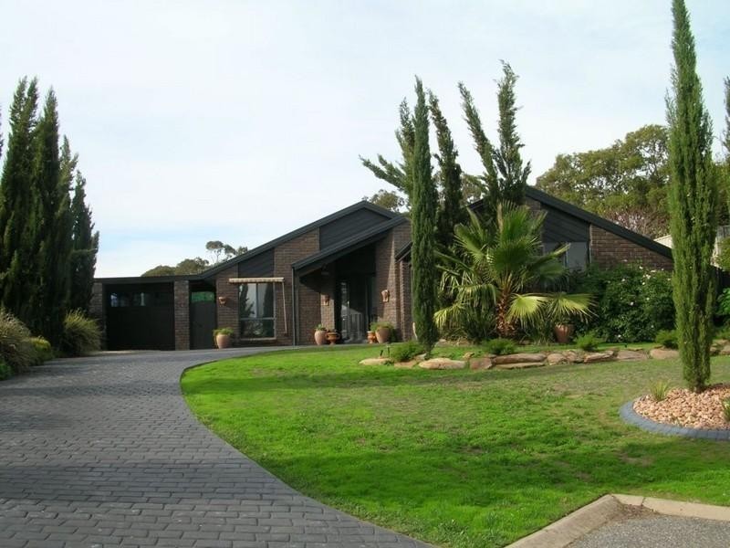 4 Thornhill Place, Onkaparinga Hills SA 5163