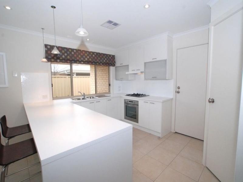 11 Basin Street, Aldinga Beach SA 5173