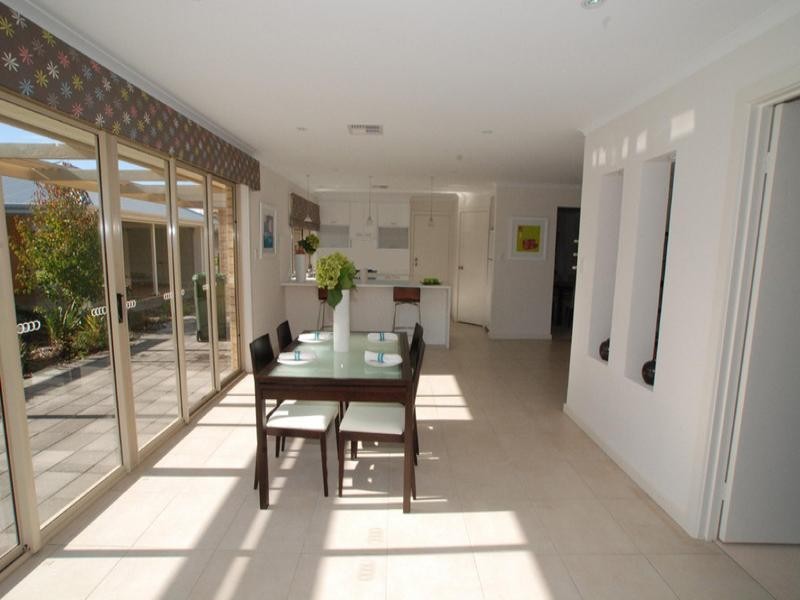 11 Basin Street, Aldinga Beach SA 5173