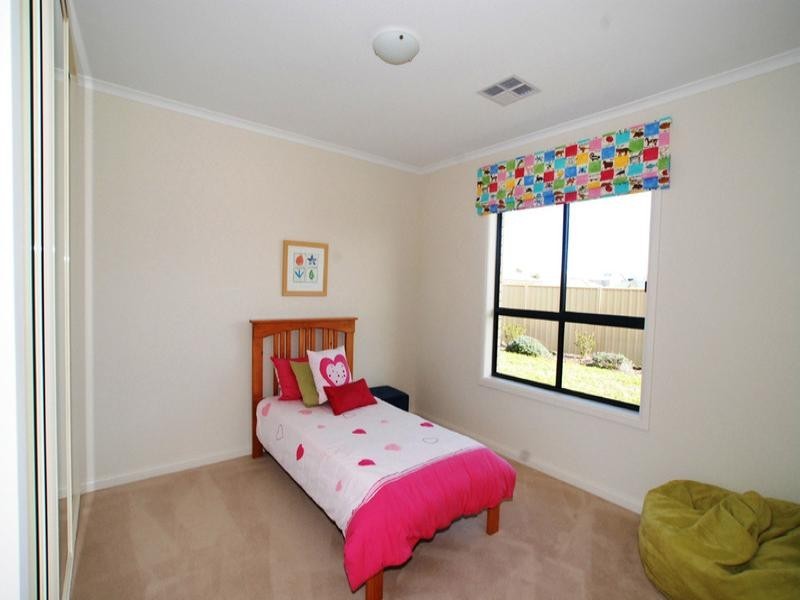 9 Basin Street, Aldinga Beach SA 5173