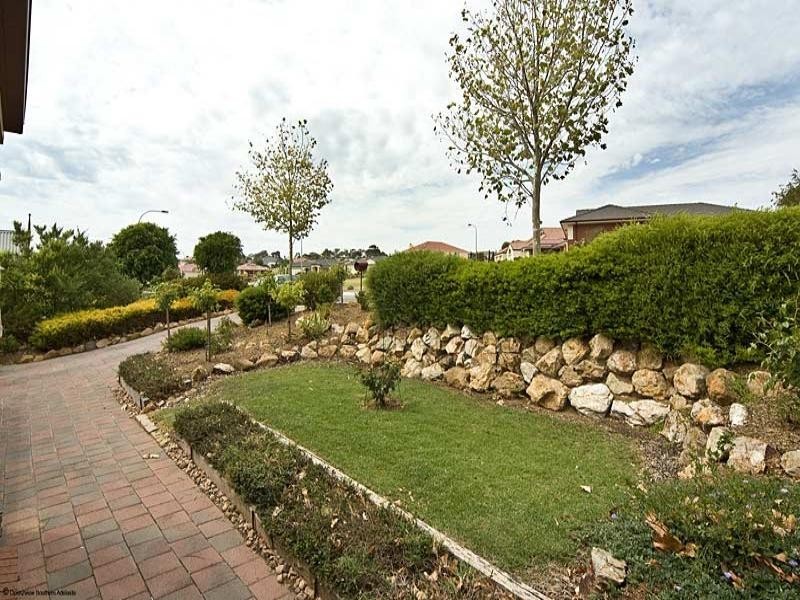 54 Grand Boulevard, Seaford Rise SA 5169