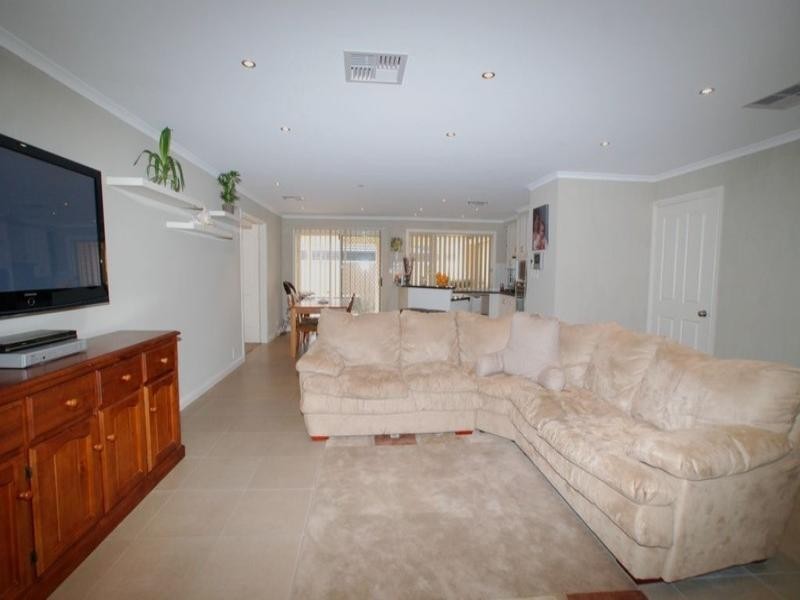 31 Esperance Boulevard, Seaford Rise SA 5169