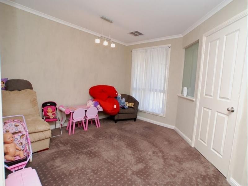 31 Esperance Boulevard, Seaford Rise SA 5169
