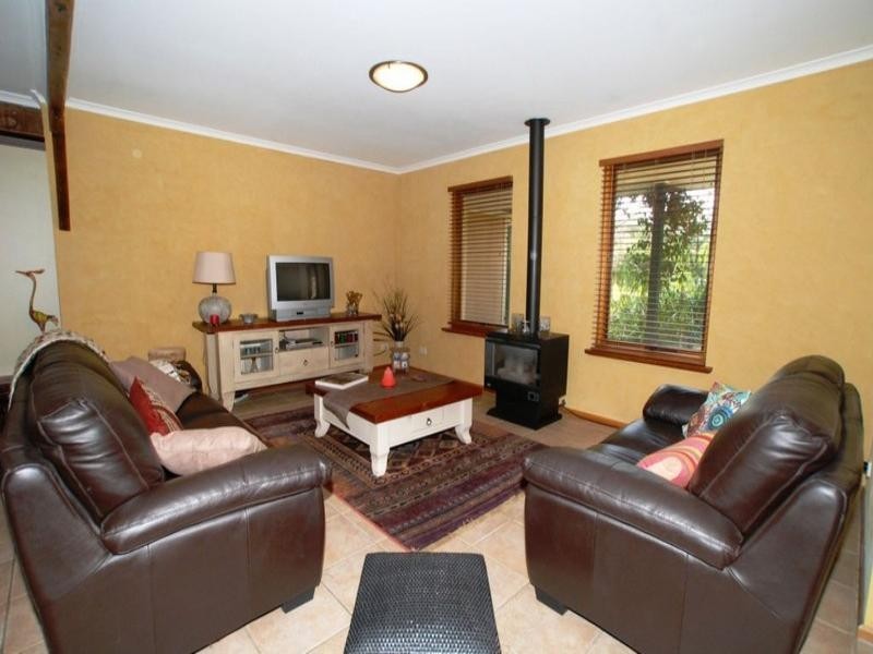 61 Aldinga Road, Willunga SA 5172