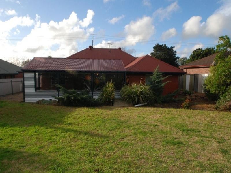 61 Aldinga Road, Willunga SA 5172