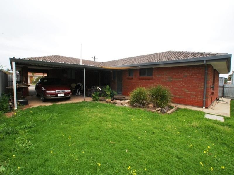 19 Lovelock Street, Aldinga Beach SA 5173