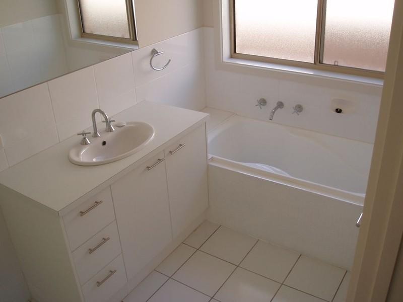 11 Basin Street, Aldinga Beach SA 5173