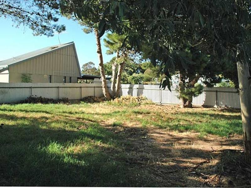 18 Ocean Street, Aldinga Beach SA 5173