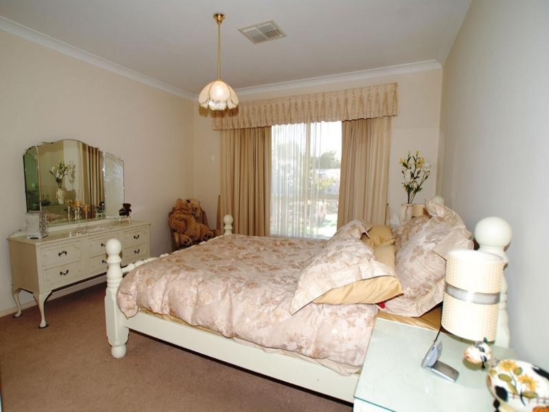 9 Storey Avenue, Aldinga Beach SA 5173