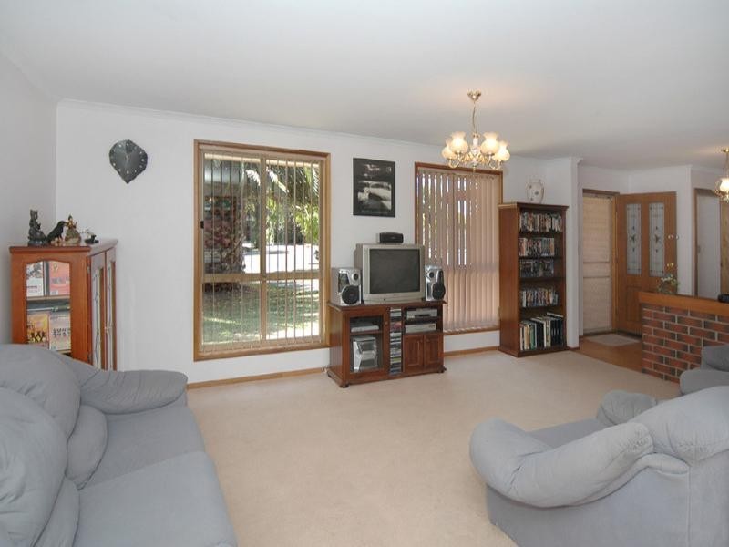 22 Oakley Crescent, Aldinga Beach SA 5173