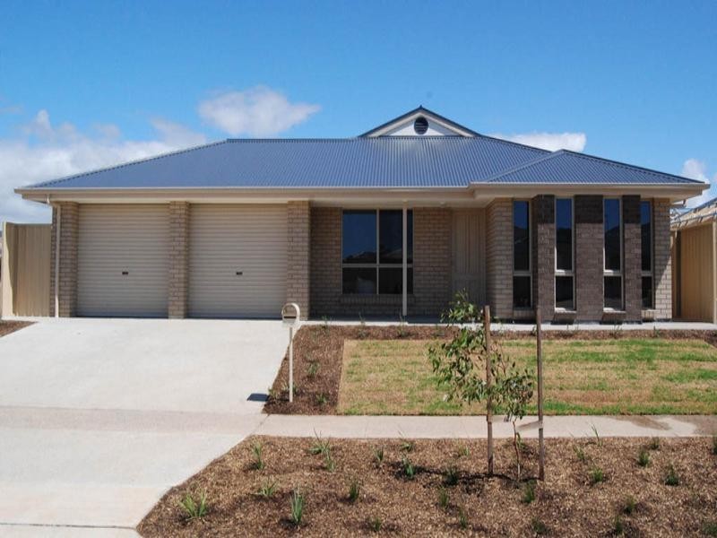 13 Burton Bank, Aldinga Beach SA 5173